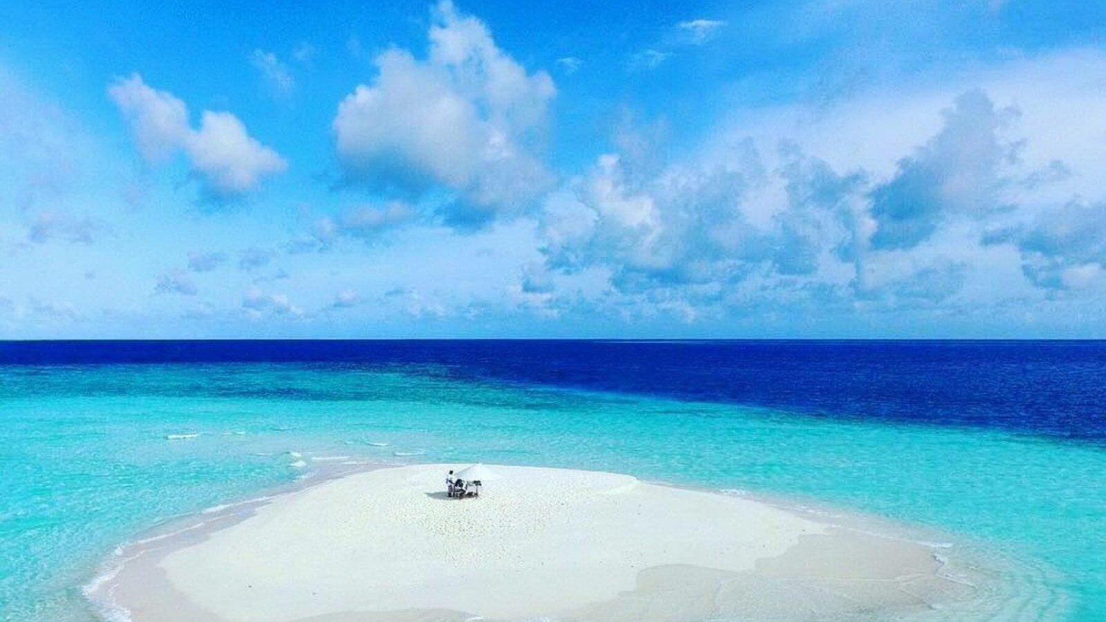 THE MALDIVES ISLANDS.jpg