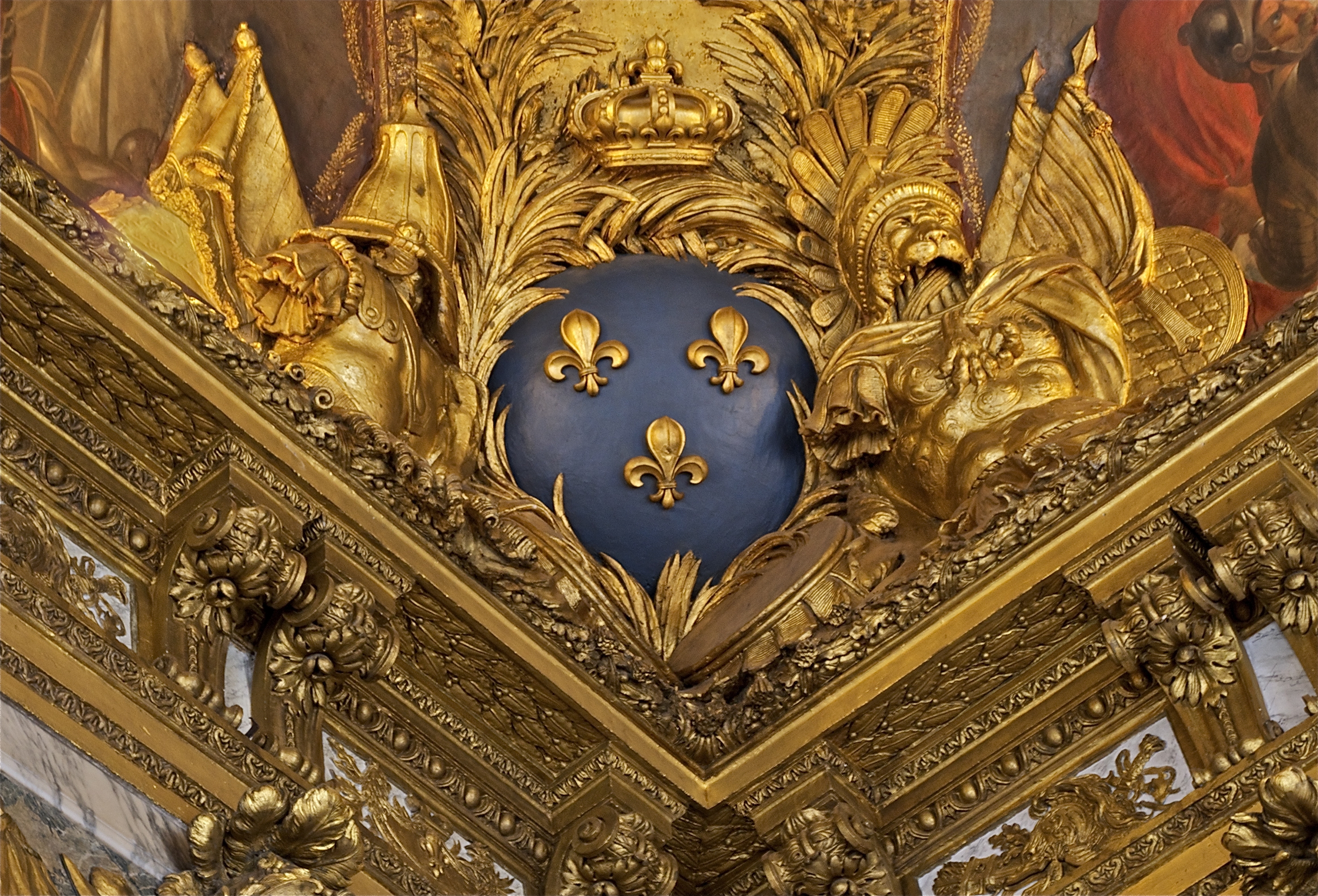 File:Fleurs de lis salon guerre angle plafond Versailles.jpg ...
