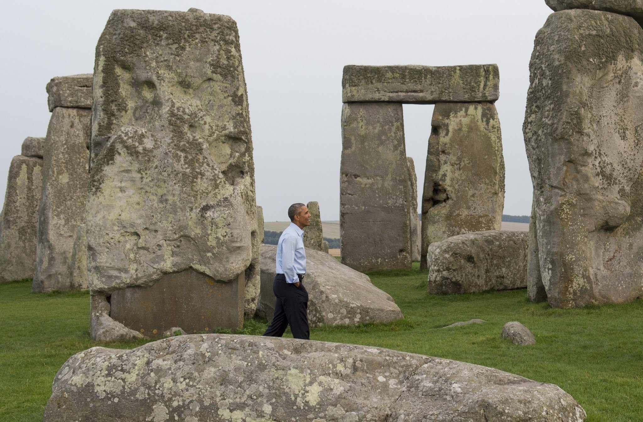 Obama makes surprise visit to Stonehenge - Capital Gazette