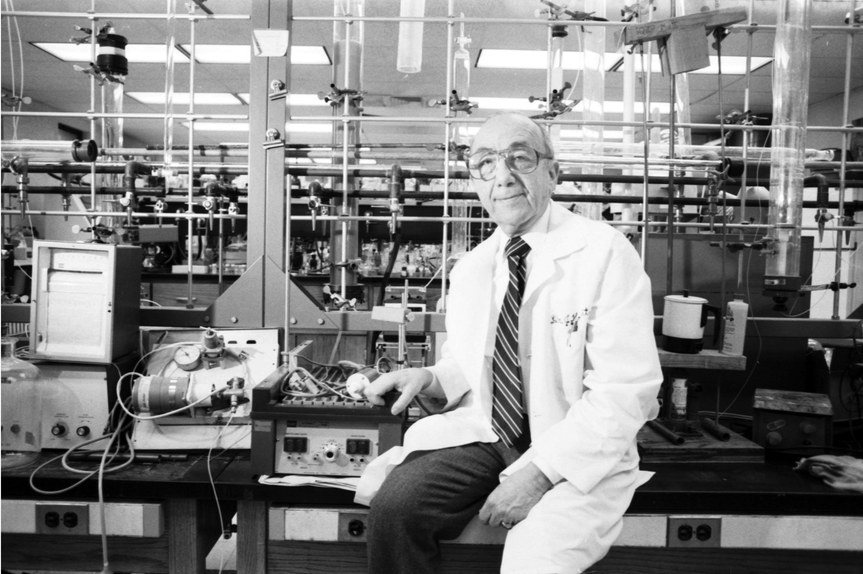 Jerome Horwitz; researcher created first AIDS medicine - The Boston Globe