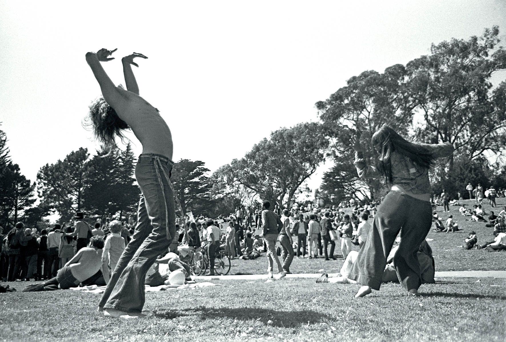 vintage san francisco | Ok, so this last photo is obviously not a vintage post card, but they ... | Woodstock festival, Woodstock music, Woodstock 1969