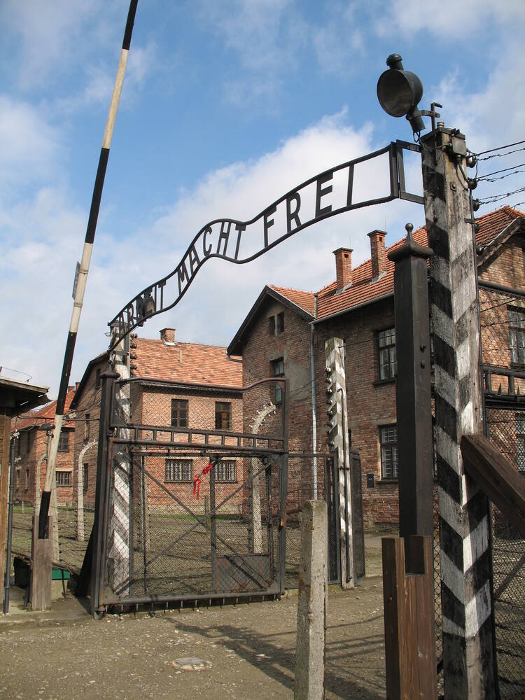 Auschwitz Birkenau <br /><small>German Nazi Concentration and Extermination Camp (1940-1945)</small> - UNESCO World Heritage Centre