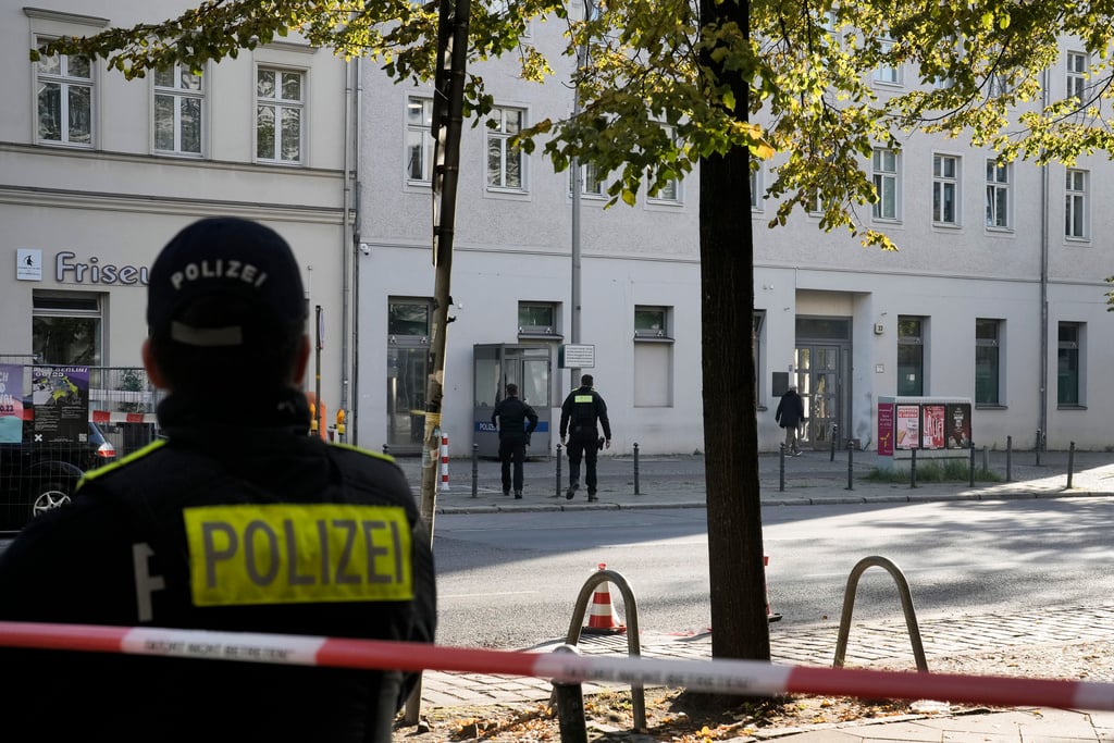 Germany Synagogue Attacked