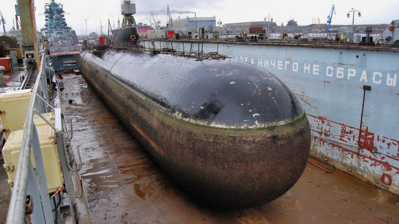 Papa-Class Submarine Creative Commons Image