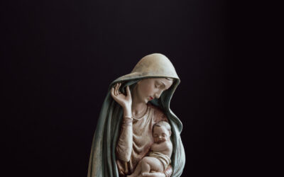 I Sing of a Maiden, by Anonymous