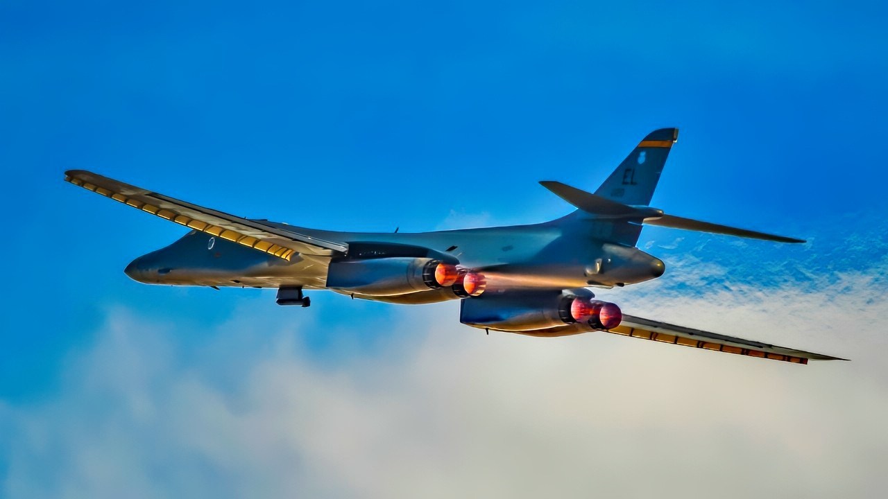 B-1B Lancer