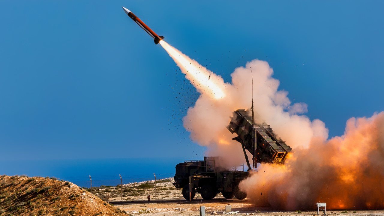 German soldiers assigned to Surface Air and Missile Defense Wing 1 fire the Patriot weapons system at the NATO Missile Firing Installation (NAMFI) during Artemis Strike Nov. 7 in Chania, Greece. Artemis Strike is a German-led multinational air defense exercise. German soldiers Over 200 U.S. soldiers and approximately 650 German airmen will be participating in the realistic training within a combined construct, exercise the rigors associated with force projection and educate operators on their air missile defense systems. (Photo By Officer Candidate Sebastian Apel, Air Defence Missile Group 24)